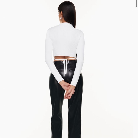 Babaton Sculpt Knit Tie-Back Longsleeve - Picture 4 of 5